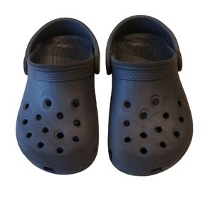 Kid Crocs Size 10